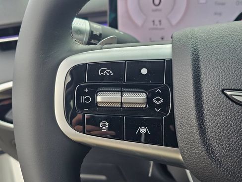New 2026 Genesis GV70 2.5T Advanced AWD/4WD image 35