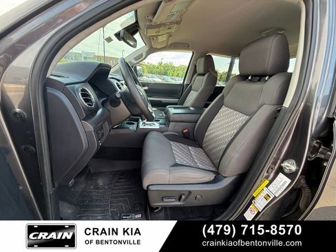 Used 2018 Toyota Tundra SR5 w/ SR5 Upgrade Package AWD/4WD image 21