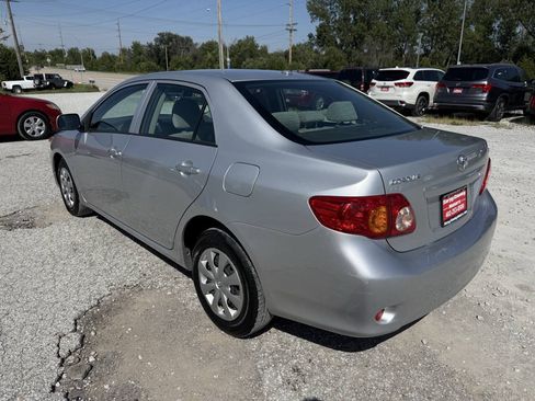 Used 2009 Toyota Corolla LE FWD image 5
