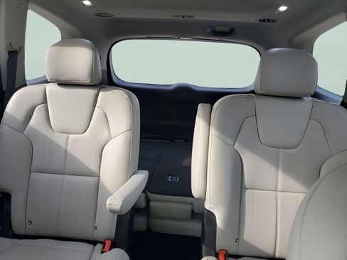 Used 2021 Kia Telluride SX w/ Towing Package FWD image 18