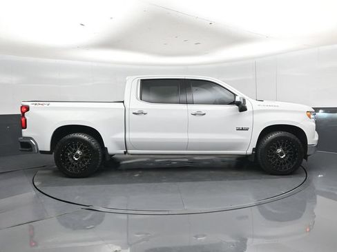 Used 2022 Chevrolet Silverado 1500 LTZ w/ Max Trailering Package AWD/4WD image 2