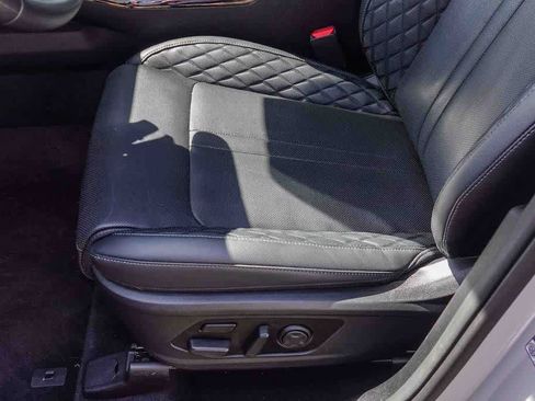 Certified 2023 Kia Sorento SX image 20