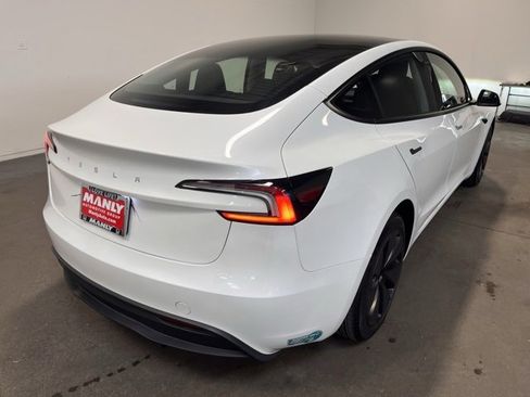 Used 2025 Tesla Model 3 Long Range image 3