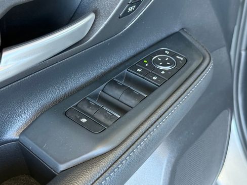 Used 2024 Toyota Grand Highlander Limited image 18