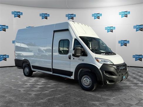 New 2024 RAM ProMaster 3500 w/ Delivery Van Package image 7