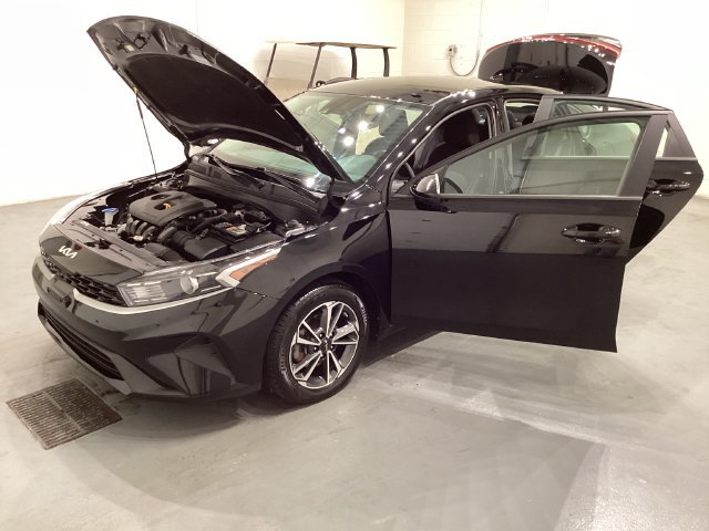 Used 2023 Kia Forte LXS FWD image 10