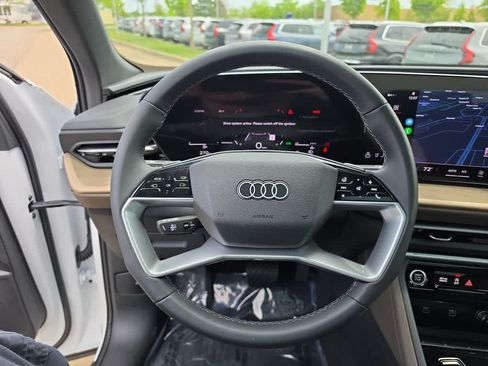 Used 2025 Audi Q5 Premium Plus AWD/4WD image 14