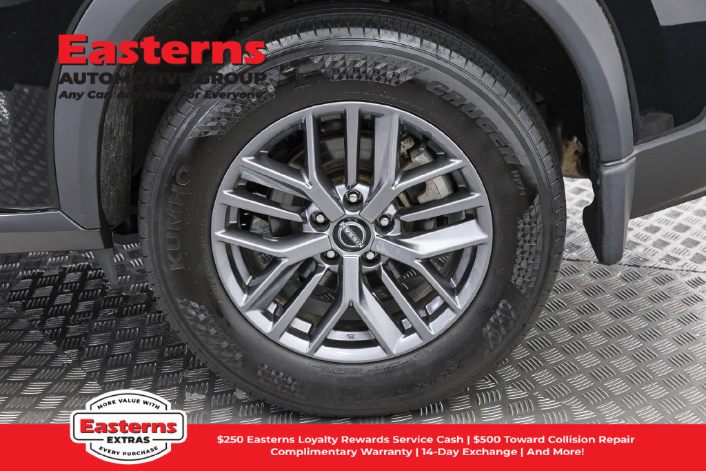 Used 2023 Nissan Rogue S AWD/4WD image 34