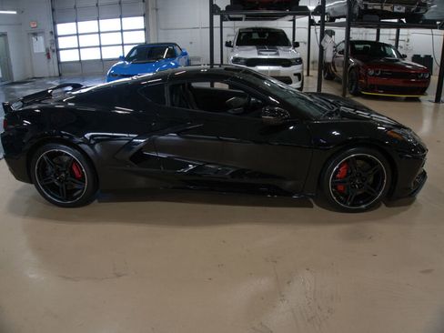 Used 2023 Chevrolet Corvette Stingray Preferred Cpe w/ Z51 Performance Package image 6