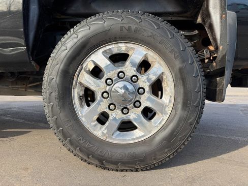 Used 2012 Chevrolet Silverado 3500 LTZ image 13