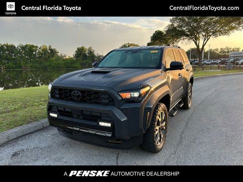 Used 2025 Toyota 4Runner TRD Sport Premium AWD/4WD image 1