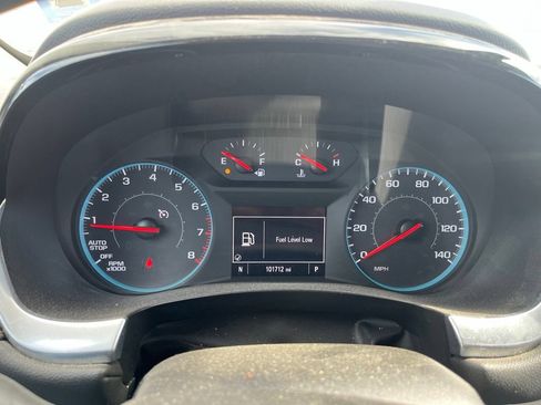 Used 2020 Chevrolet Traverse LT FWD image 10