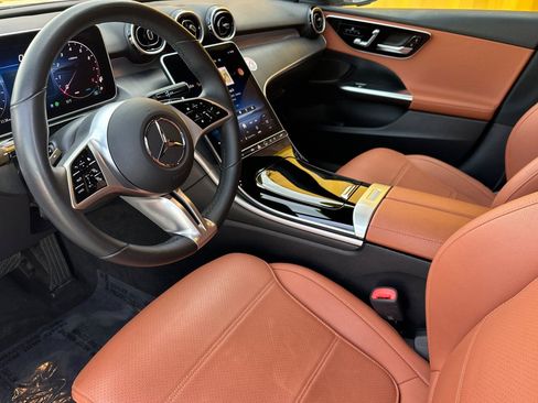 Used 2025 Mercedes-Benz C 300 4MATIC Sedan image 13