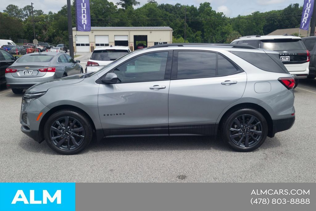 Used 2024 Chevrolet Equinox RS w/ LPO, Floor Liner Package FWD image 12