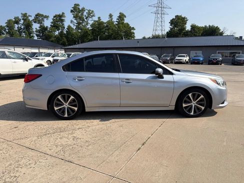 Used 2015 Subaru Legacy 2.5i Limited AWD/4WD image 4