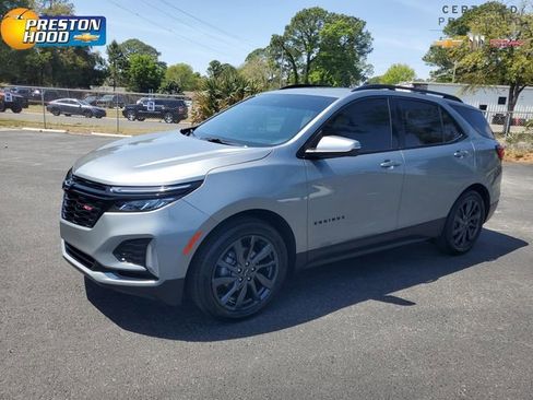 Certified 2024 Chevrolet Equinox RS w/ RS Leather Package FWD image 3