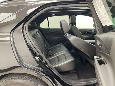Used 2024 Chevrolet Equinox Premier AWD/4WD image 16