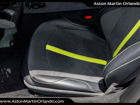 Used 2023 Aston Martin V8 Vantage Coupe RWD image 47