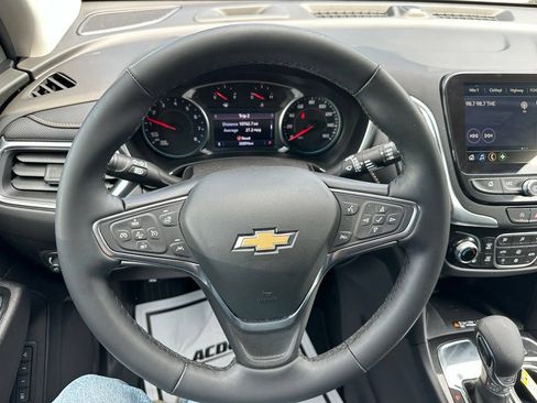 Used 2024 Chevrolet Equinox Premier FWD image 14