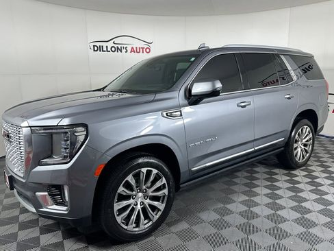Used 2021 GMC Yukon Denali w/ Denali Premium Package AWD/4WD image 2