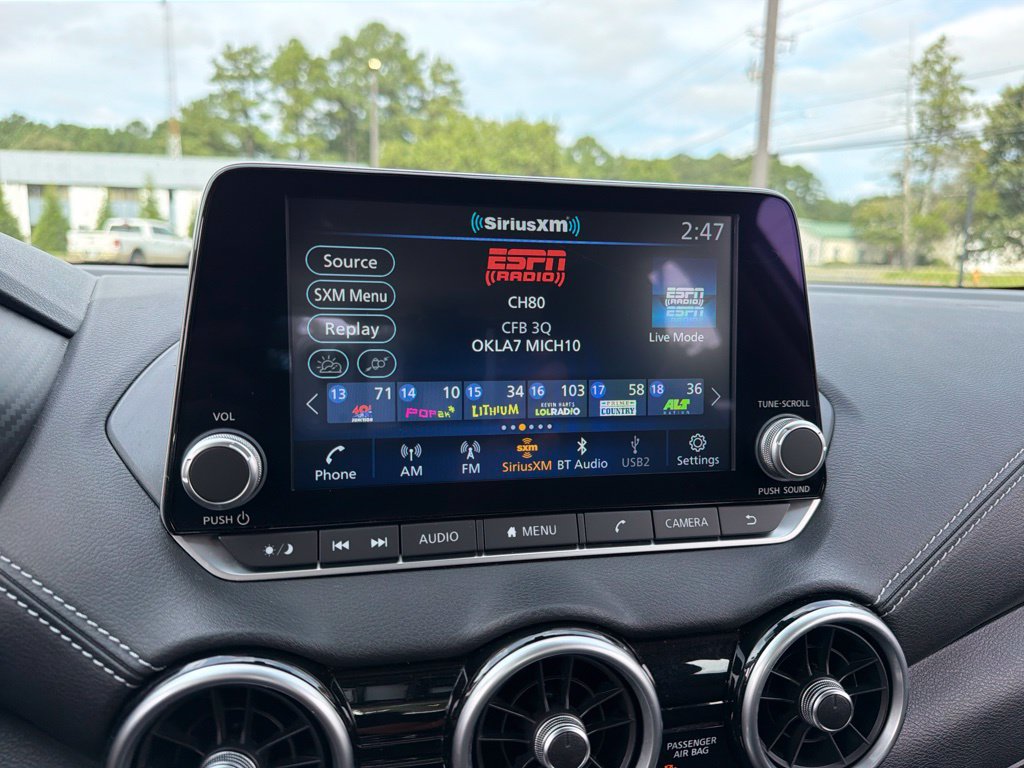 Used 2025 Nissan Sentra SV FWD image 10