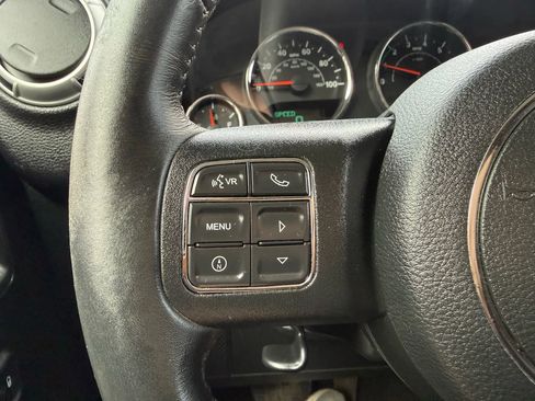 Used 2017 Jeep Wrangler Sahara w/ Connectivity Group image 25