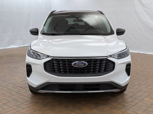 Certified 2024 Ford Escape Active w/ Tech Pack #1 AWD/4WD image 2