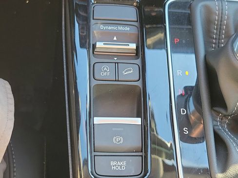 Certified 2025 Acura ADX Base image 29