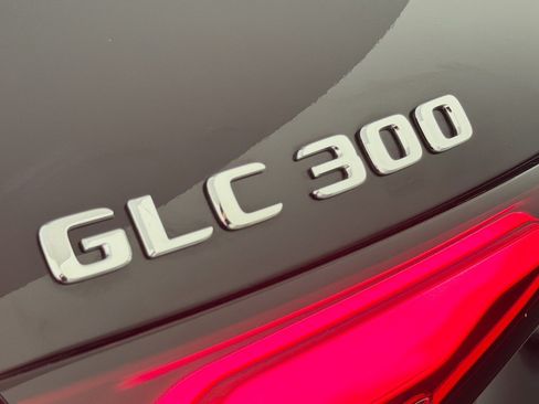 Certified 2026 Mercedes-Benz GLC 300 image 10