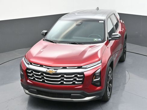 Used 2026 Chevrolet Equinox LT AWD/4WD image 42