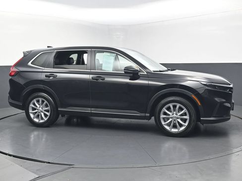 Used 2025 Honda CR-V EX-L image 8