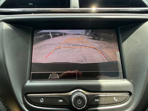 Used 2023 Chevrolet TrailBlazer LS FWD image 12