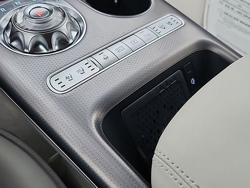 Used 2025 Genesis GV60 Performance image 26