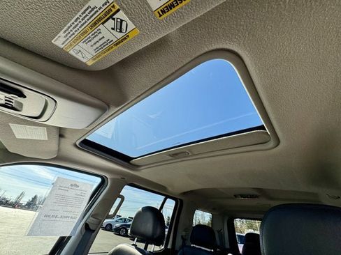 Used 2003 Ford Explorer Limited image 11