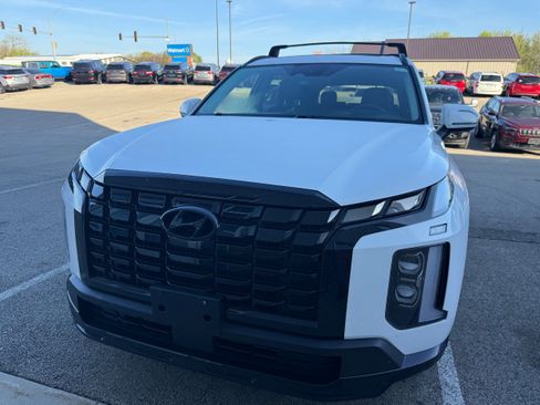Used 2023 Hyundai Palisade XRT AWD/4WD image 2