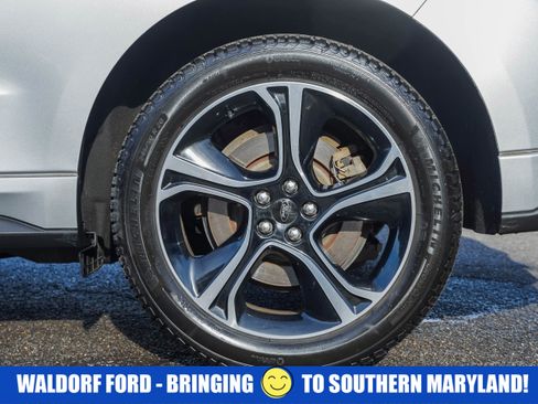 Used 2019 Ford Edge ST w/ Convenience Package image 21