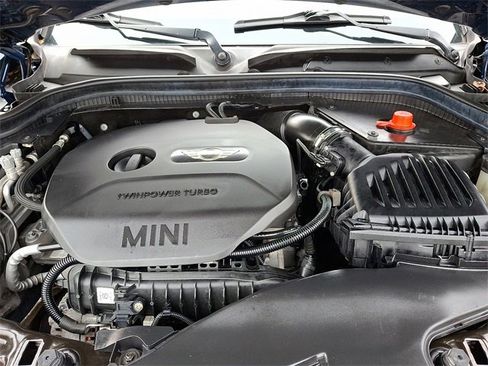 Used 2017 MINI Cooper 2-Door Hardtop image 27