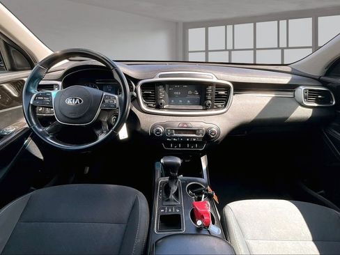 Used 2020 Kia Sorento LX w/ LX I4 Convenience Package AWD/4WD image 18