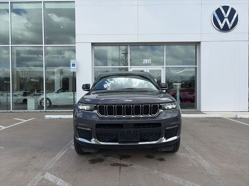 Used 2024 Jeep Grand Cherokee L Limited w/ Luxury Tech Group II image 2