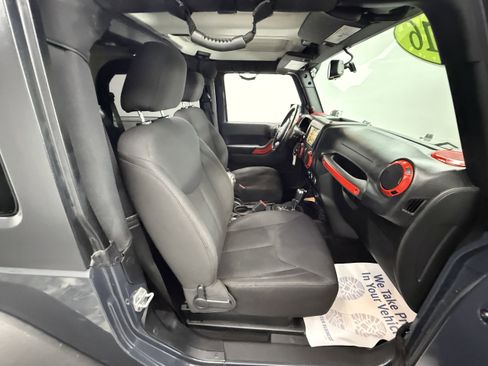 Used 2016 Jeep Wrangler Sport AWD/4WD image 16