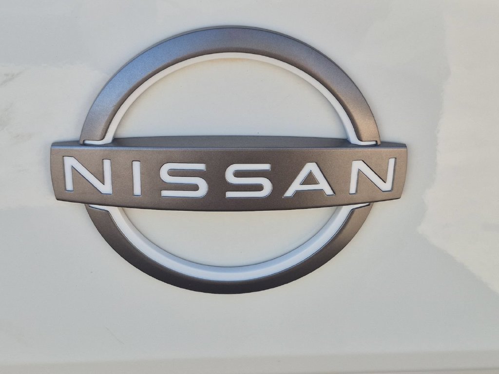 Used 2023 Nissan Frontier SV w/ Midnight Edition Package AWD/4WD image 23
