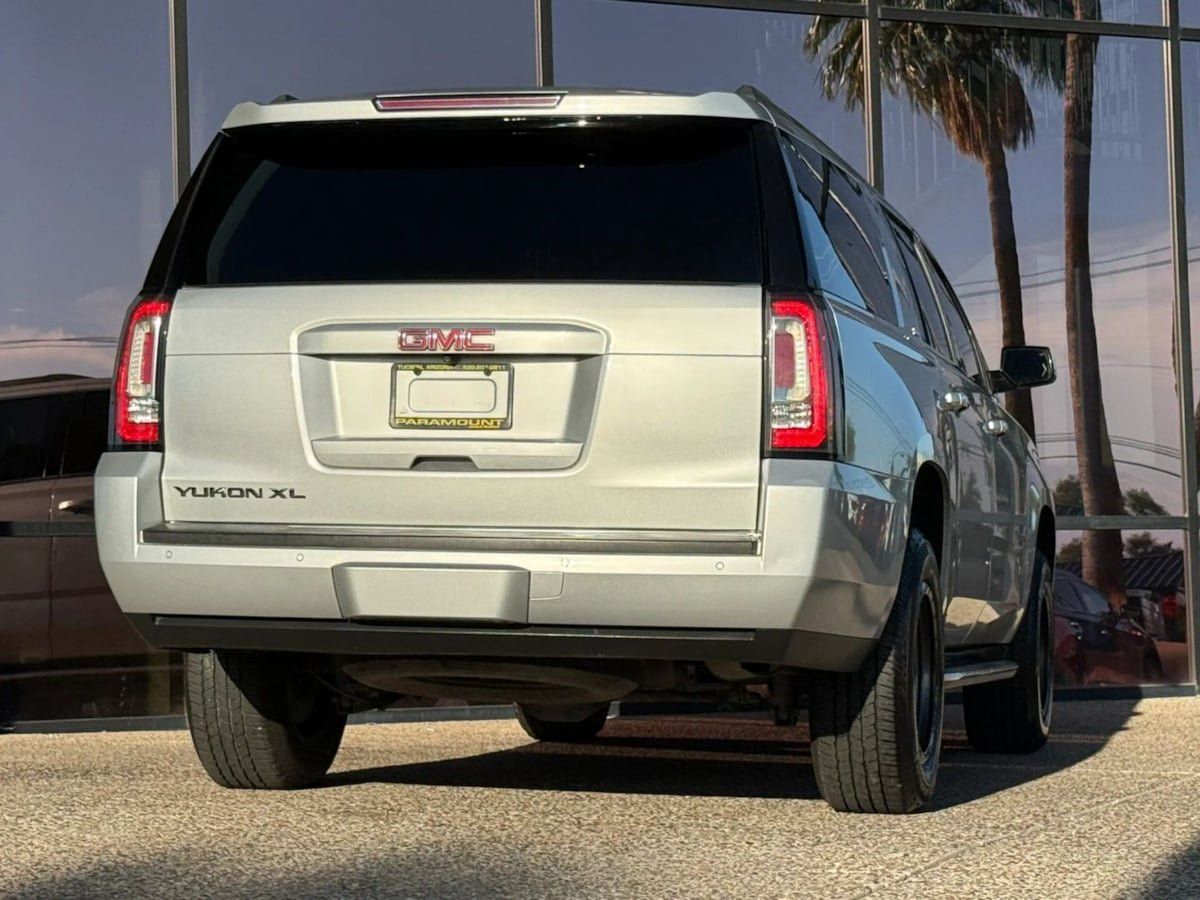 Used 2016 GMC Yukon XL SLT w/ Open Road Package RWD image 11