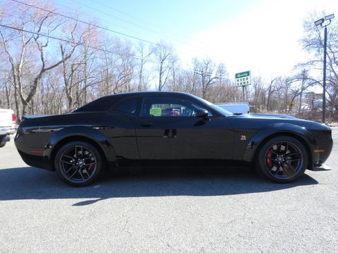 Used 2021 Dodge Challenger R/T Scat Pack image 4