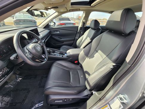 Certified 2024 Honda Accord EX-L image 16