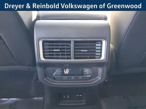 New 2026 Volkswagen Atlas SE image 16