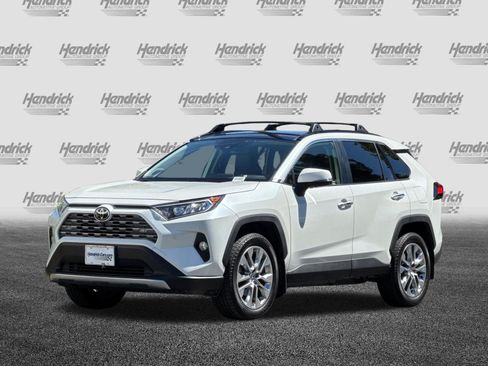 Used 2020 Toyota RAV4 Limited FWD image 9