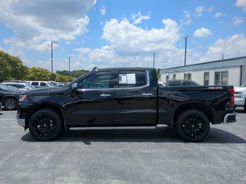 Used 2023 Chevrolet Silverado 1500 LTZ w/ LTZ Convenience Package II AWD/4WD image 7