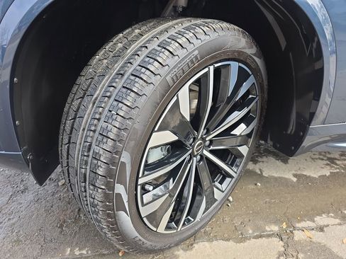 New 2026 Volvo XC90 B6 Plus image 45