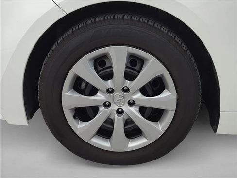 Certified 2023 Toyota Corolla LE image 6