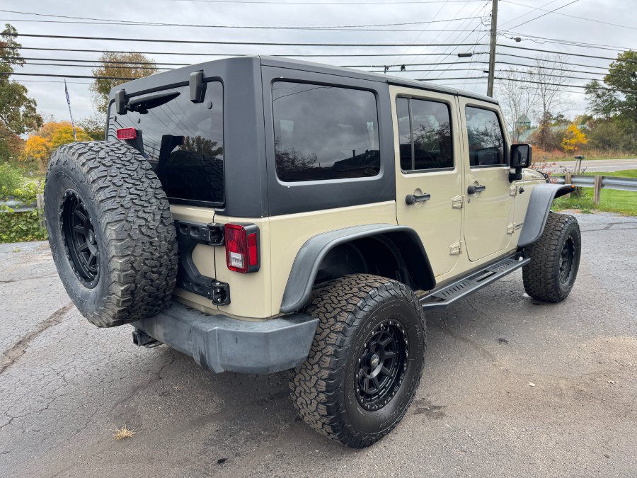 Used 2017 Jeep Wrangler Unlimited Rubicon w/ Dual Top Group AWD/4WD image 5
